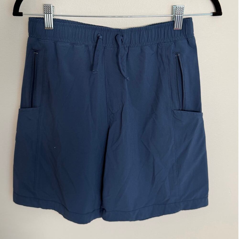 Abercrombie Kids Navy Shorts size 15/16